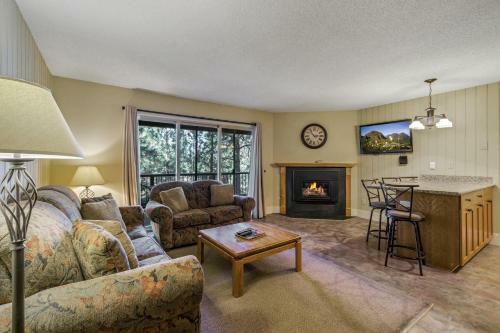 Ski House 108