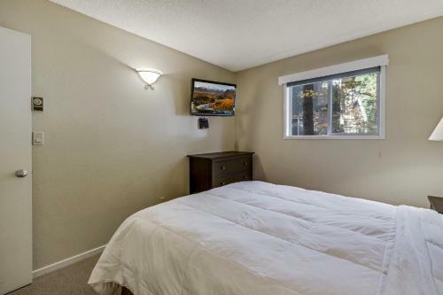 Ski House 108