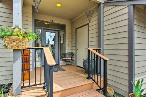 Stunning Townhome Near Upper Klamath Lake!