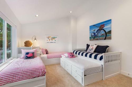 First St Sf 33 Villa Manzanita