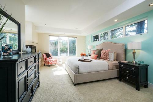 First St Sf 33 Villa Manzanita