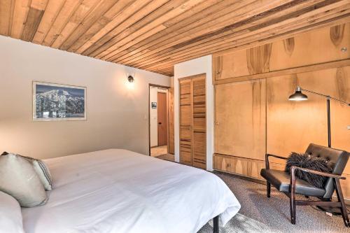 Memorable Woodland Getaway With Hot Tub, Grill!