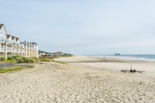 Pacific St 7 Sf 25 Starfish Cove