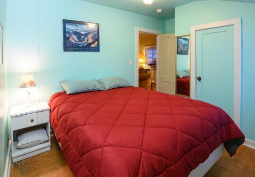 Karr Beach House On 11th