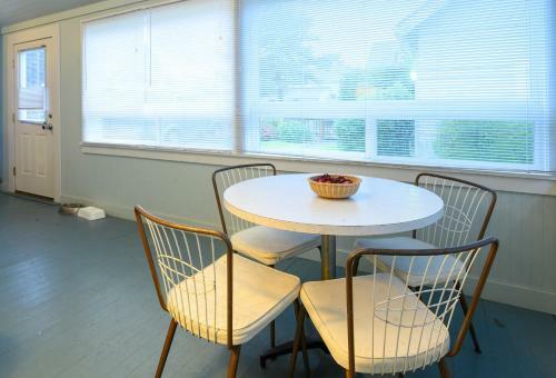 Karr Beach House On 11th