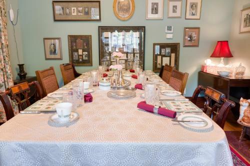 Hostal Calgary Westways Guest House