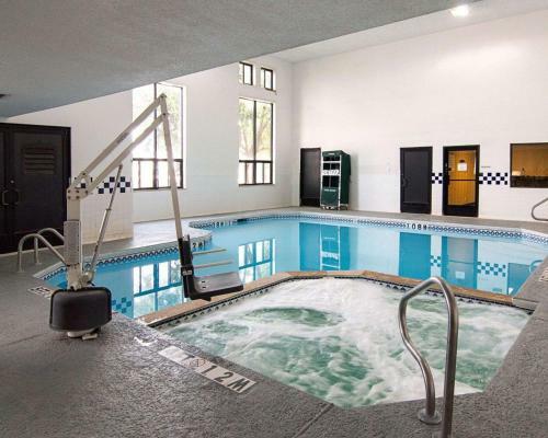 Hotel Quality Inn Midland