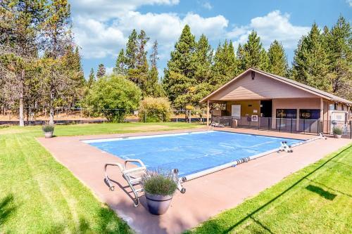 Deschutes River Getaway