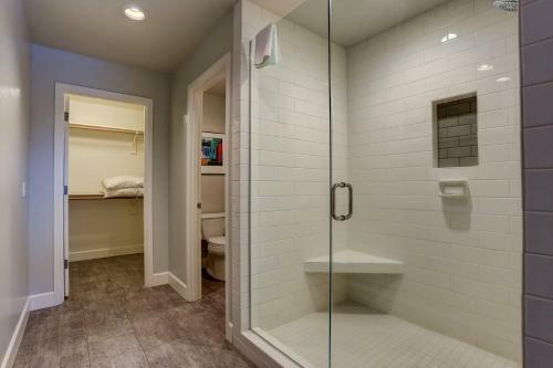 21 Eaglewood