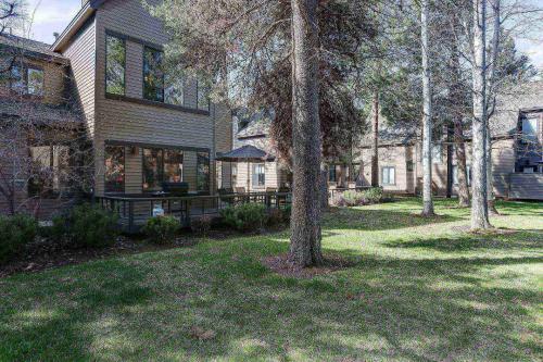 22 Eaglewood