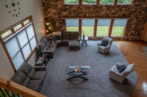 Luxurious 7 Bedroom Lodge With Outdoor Kitchen