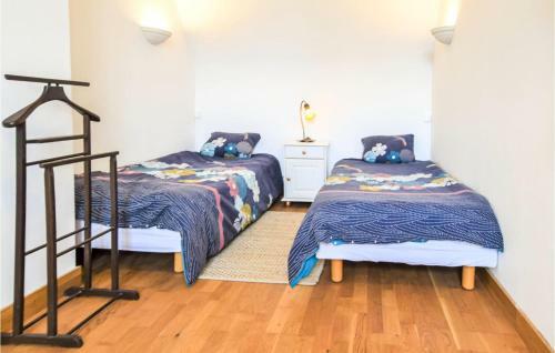 Beautiful Home In Le Mesnil-esnard With Wifi And 2 Bedrooms