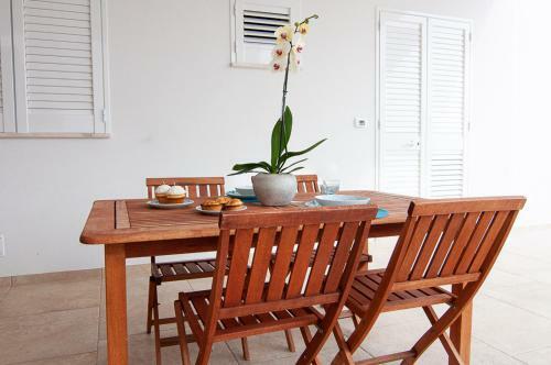Villa Marisa Holiday Home