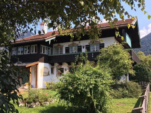 Haus In Der Sonne Unterw�ssen