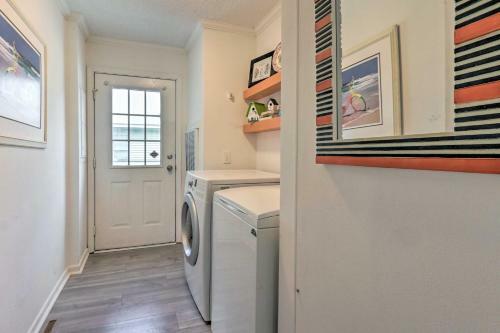 Charming Bluffton Escape With Patio And Gas Grill