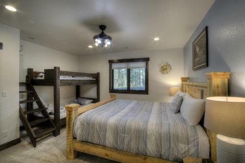 Bent Nickel Lodge