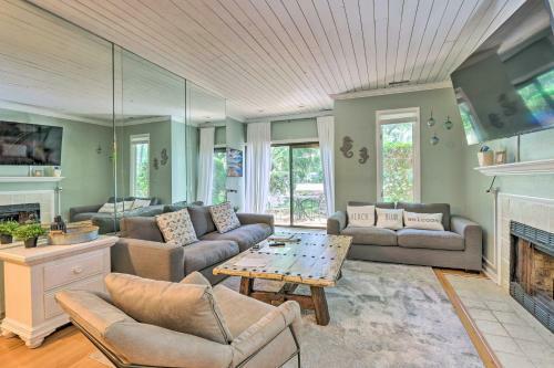 Apartamento Bright Resort Condo With Golf Course And Pool!