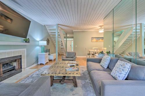 Apartamento Bright Resort Condo With Golf Course And Pool!