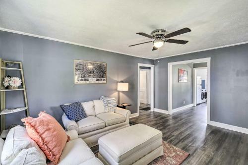 Sunny Bristol Home With Yard - Walk To Downtown