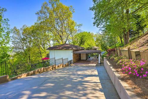 Charming Chattanooga Home With Downtown Views!