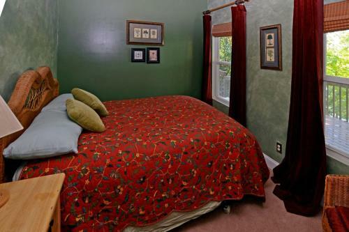 Hurricane Hideaway