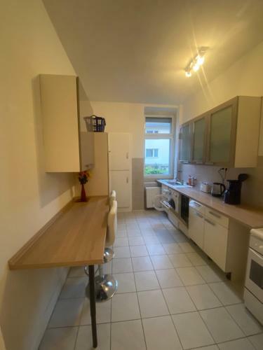 Apartamento Gem�tliche 3 Zimmer Wohnung Altbau