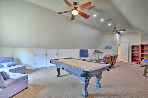 Peaceful Alvardo Lake Home With Kayak And Canoe!