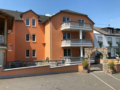 Hotel & Restaurant Br�hler Hof