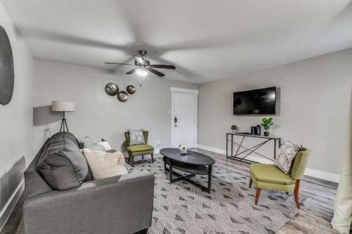 Apartamento 444 New Vibrant Green Lounge Walk To At&t Globe
