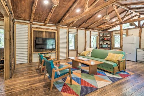 Unique Stay Historic Home Along Blanco River
