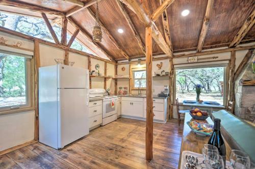 Unique Stay Historic Home Along Blanco River