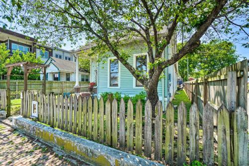 Cute Nashville Getaway Walk To Cafes And Pubs!