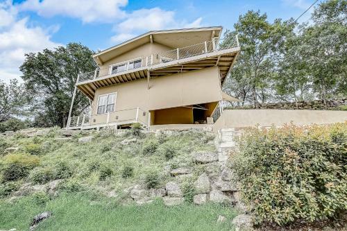 Lake Travis Escape
