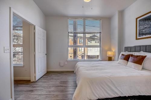 Frontdesk Rio West Apartments Austin