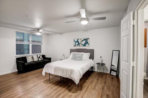Frontdesk Rio West Apartments Austin