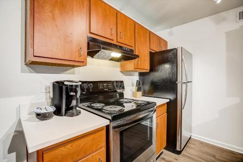 Frontdesk Rio West Apartments Austin