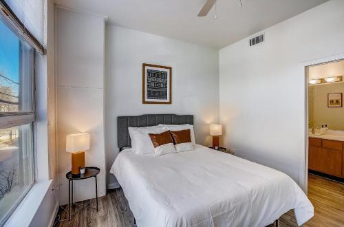 Frontdesk Rio West Apartments Austin