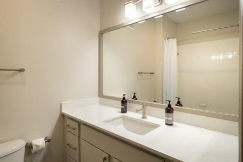 Apartamento Wanderjaunt - The Amethyst Austin