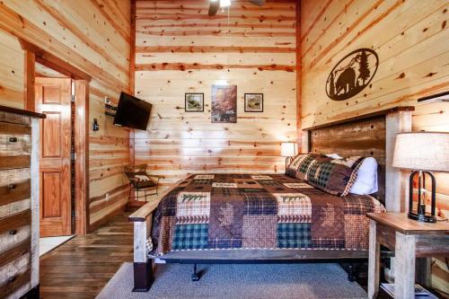 Lazy Bear Lodge