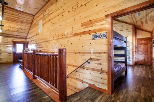 Lazy Bear Lodge