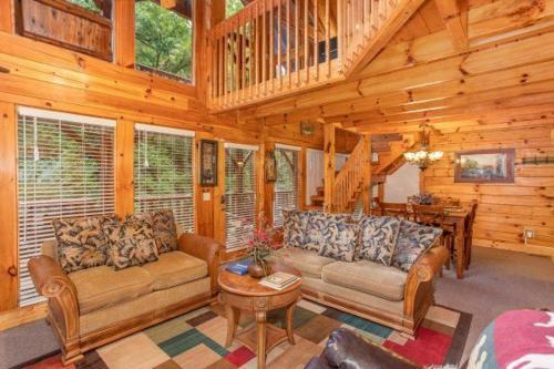 Smokey Max Cabin