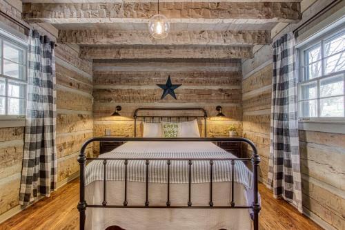 Bear Creek Cabin Cabin