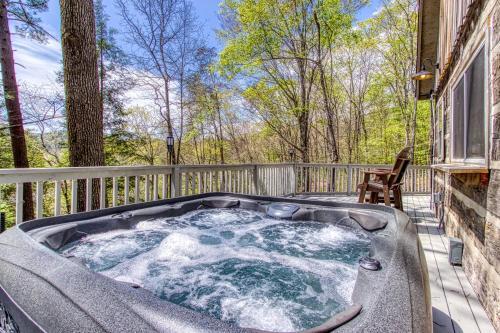 Bear Creek Cabin Cabin