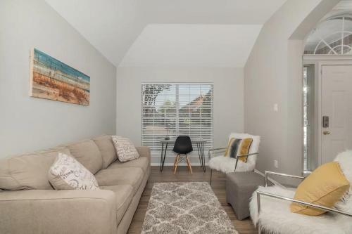 Spacious & Cozy Frisco Bling Home