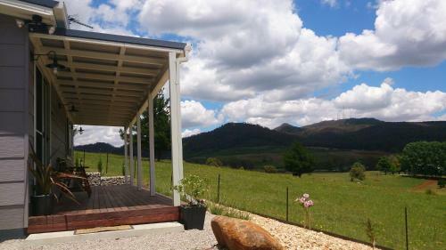 Bed & Breakfast Towac Valley Cabins
