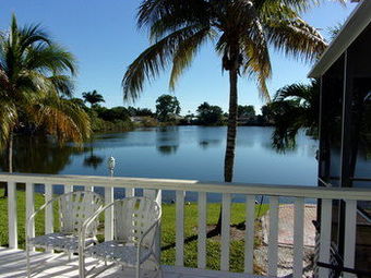 Hotel Marco Island Lakeside Inn