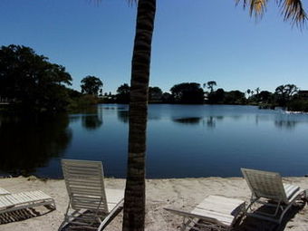 Hotel Marco Island Lakeside Inn