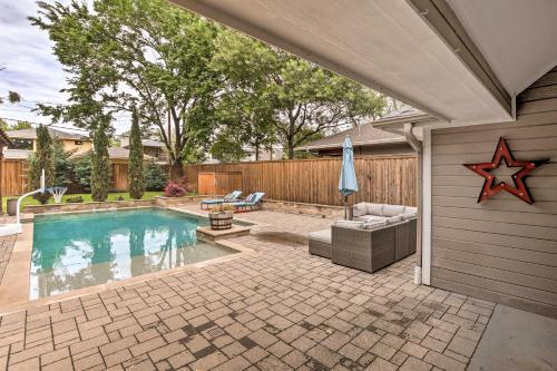 Updated Dallas Getaway With Outdoor Kitchen!