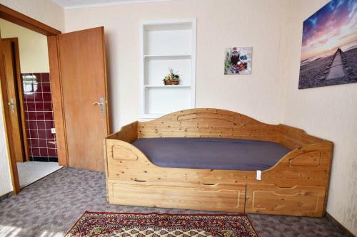 5 Room Apartment In Z�lpich