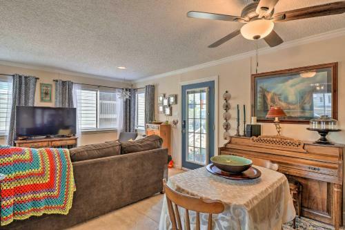 Apartamento Cozy Lago Vista Condo With Wifi And Pool Access!